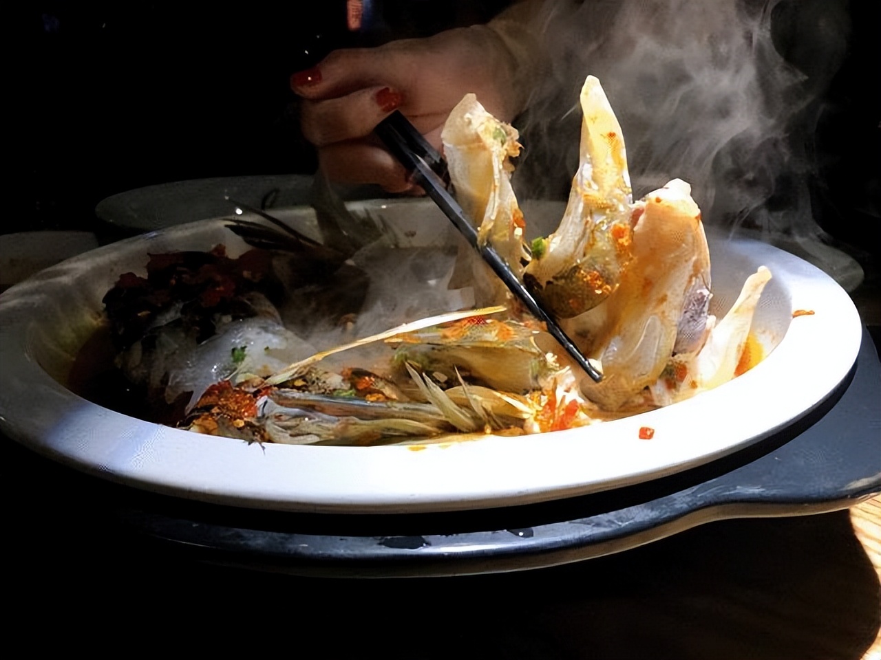 江湖上最霸气菜名,最个性的江湖菜店名