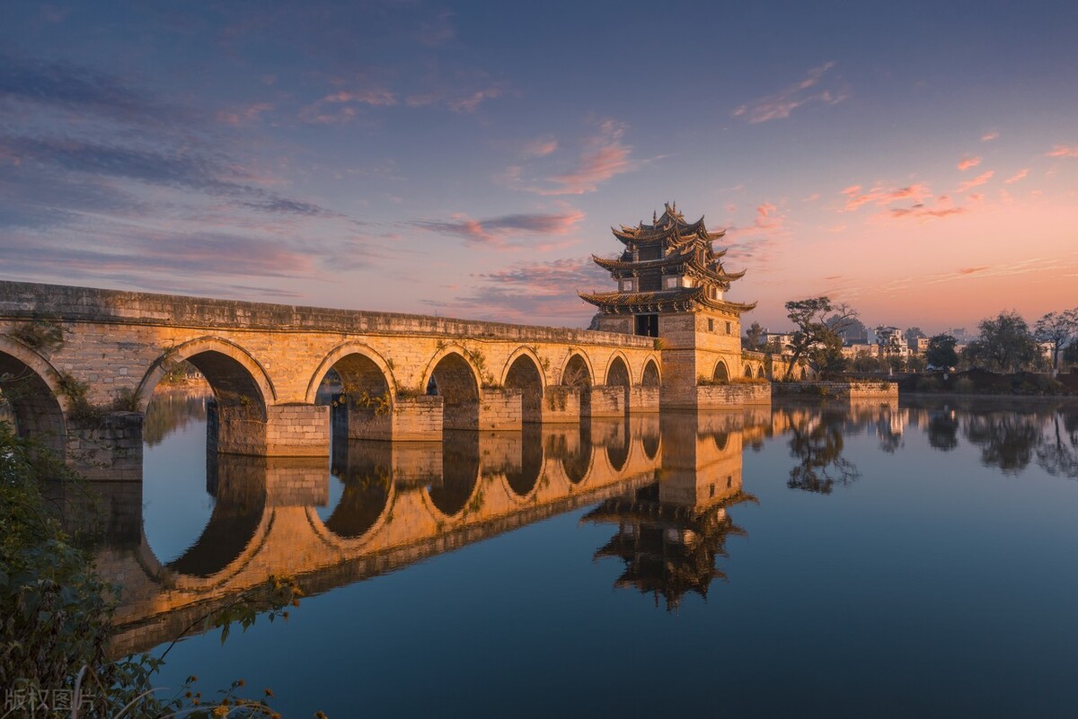 云贵川三地好玩的地方,云贵川附近哪个景点景色最好