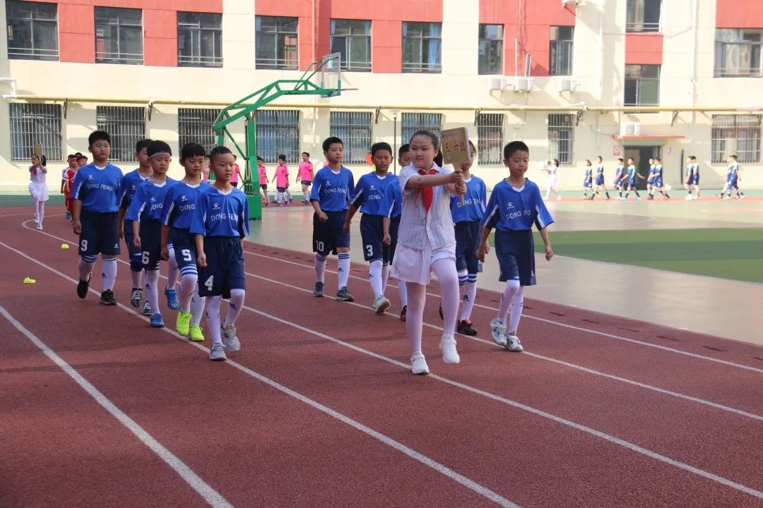 奔跑吧少年校园足球联赛,奔跑吧少年曙光小学足球比赛