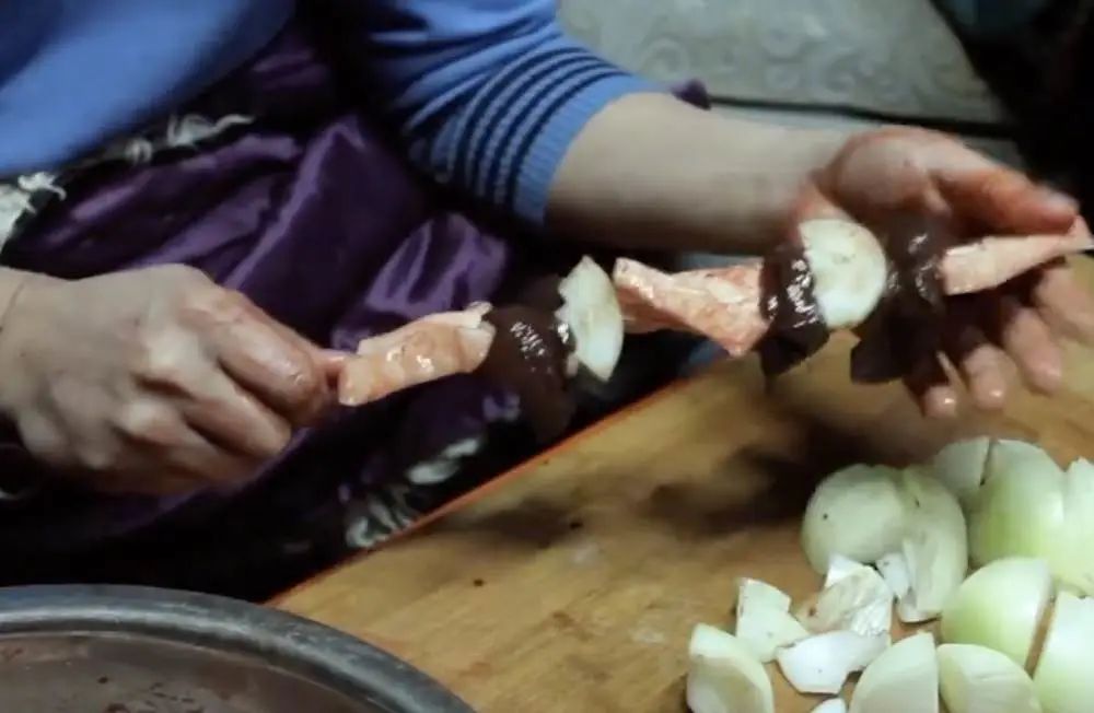 吃羊尾油真实反应,吃了羊尾油会从屁股流出来吗