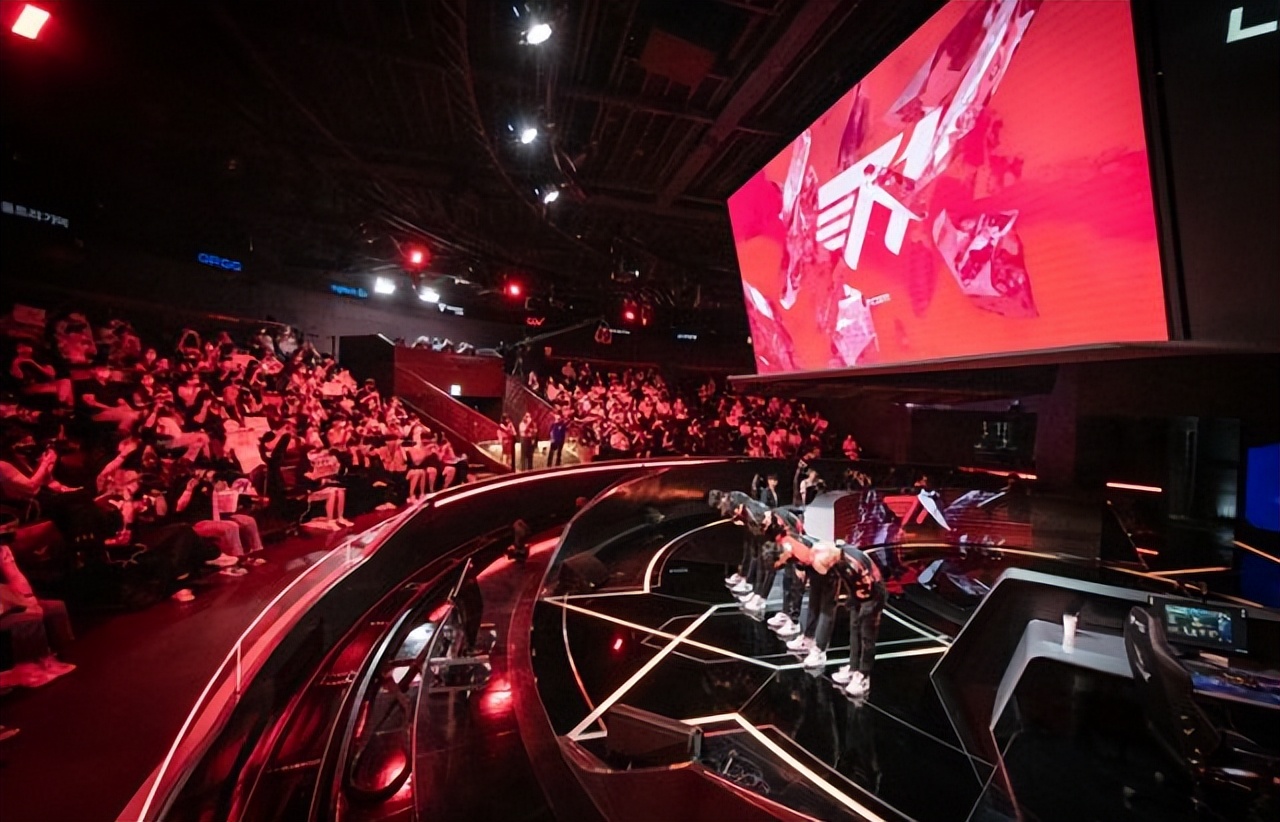 英雄联盟LcK赛制,英雄联盟lck制度