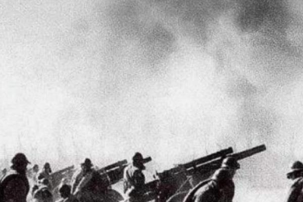 毛主席战略眼光有多远?面对30万国军,为何让部队原地睡三天?