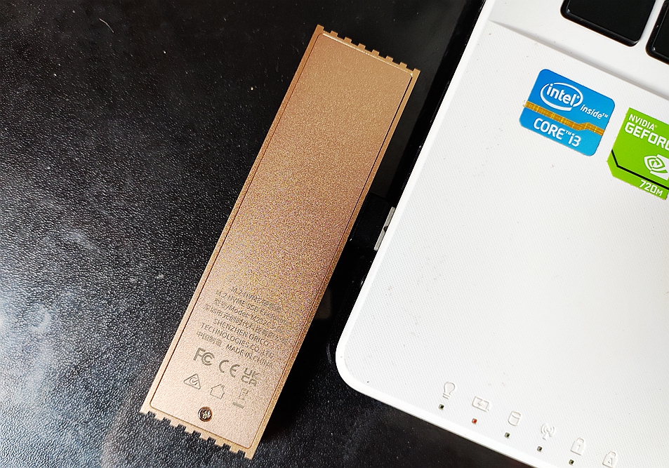 oricom2硬盘盒怎么样,orico透明m2硬盘盒