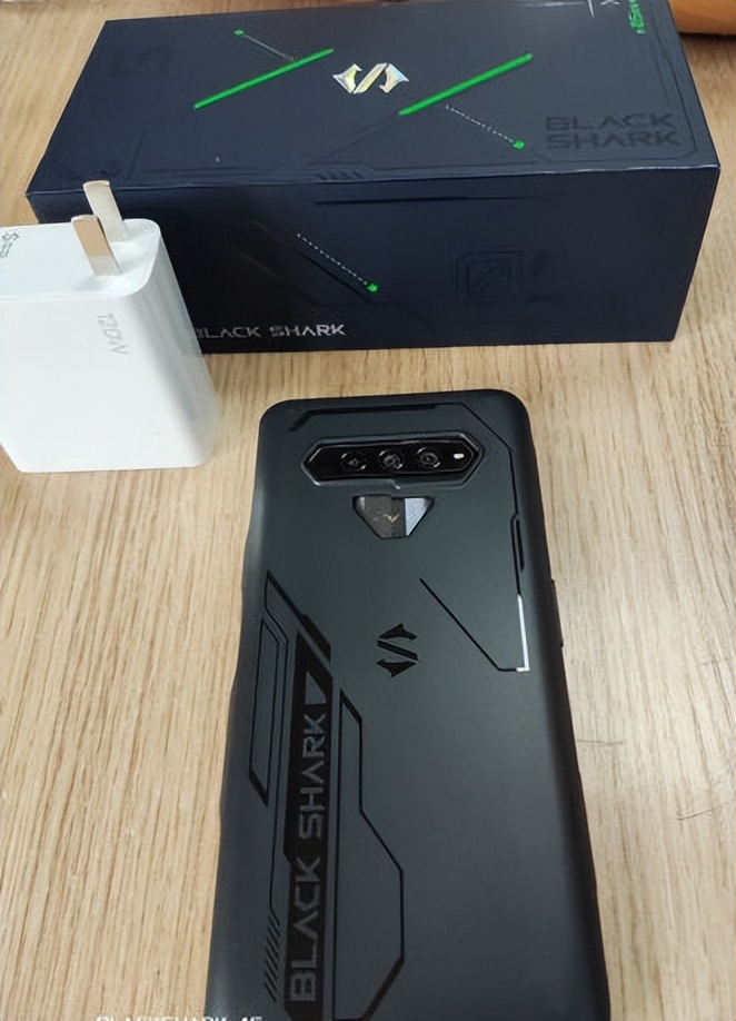 小米黑鲨5rs5g,小米黑鲨5rs是什么手机