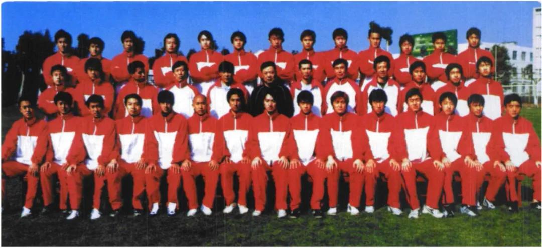 2022足球全家福高清图片,原成都五牛足球队照片和名单