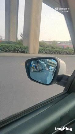 自从买了这个手机壳，我就经常找不到手机了