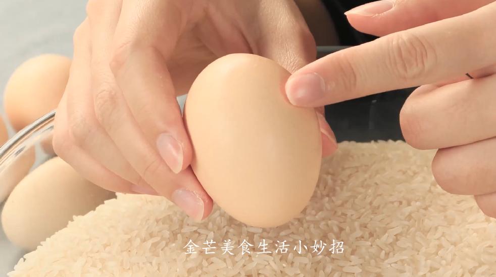 在没有冰箱的情况下怎样保存鸡蛋,怎样放置鸡蛋储存的时间最长