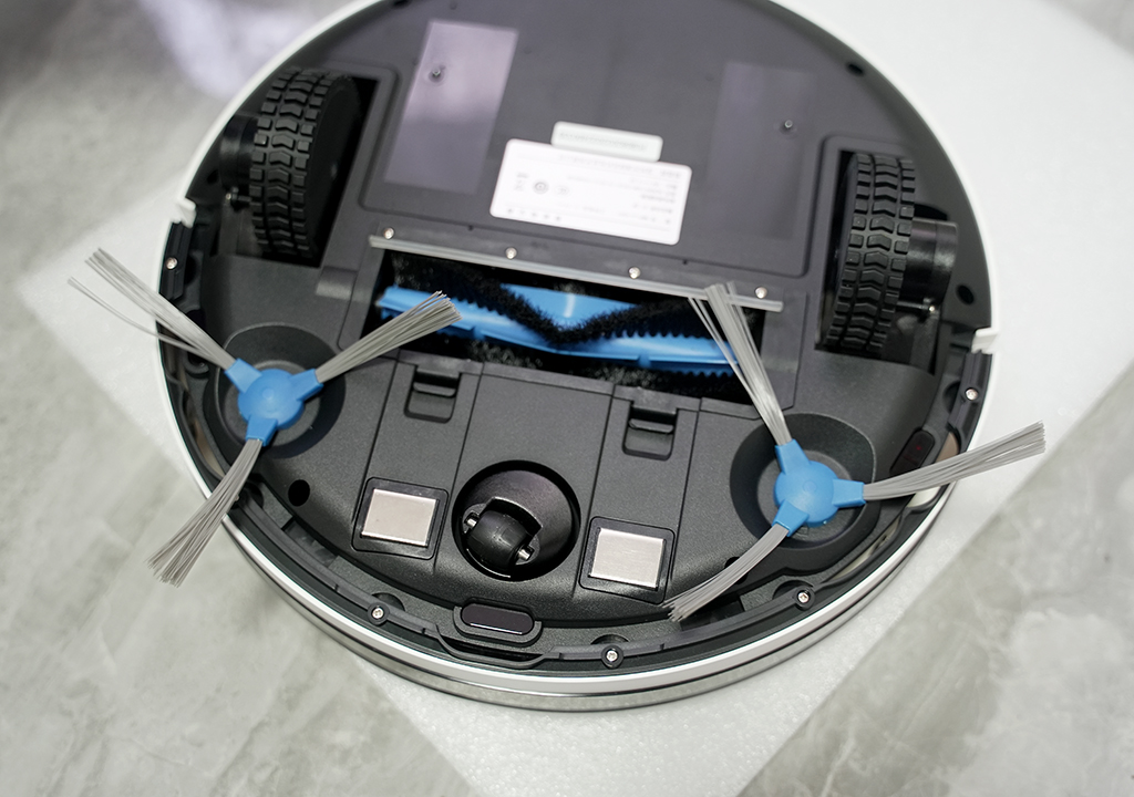 清毛发、除异味，宠物家庭清洁新选择！浦瑞克N8Plus扫地机体验