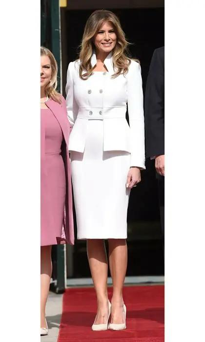 文在寅夫人奢侈品,韩国文在寅夫人42套大衣图片