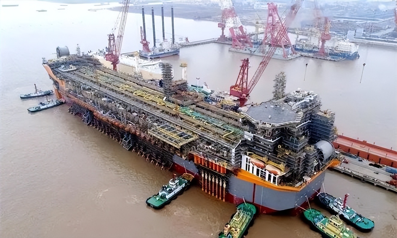 航空母舰油轮,航母游轮lng