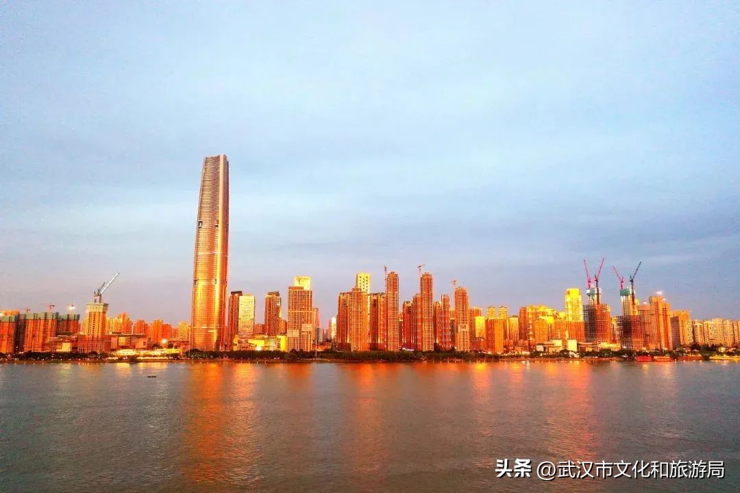 叮！毕业旅行指南已送达，玩转武汉！