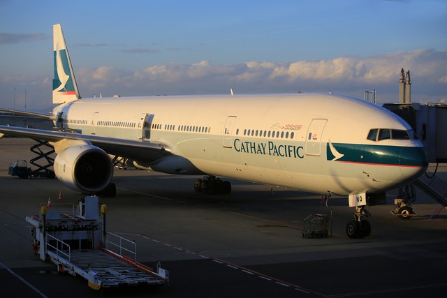 为什么国泰航空成了最赚钱的航司,国泰航空致力减废降碳