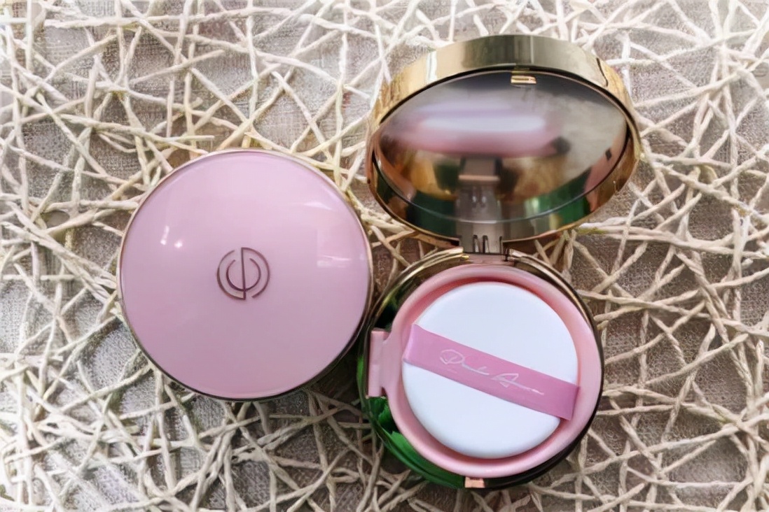 气垫粉底液与粉底液要一起用吗,气垫粉底液与粉底液差别