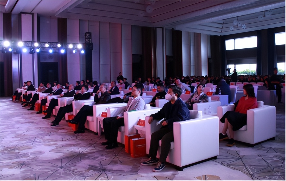 墨比优创获亿元A轮融资专精孵化小餐饮连锁品牌