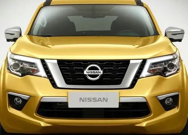 帕拉丁和普拉多哪个四驱性能强,2021日产帕拉丁落地多少钱