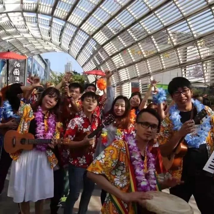 一起到华富幸福小镇过理想的夏天！