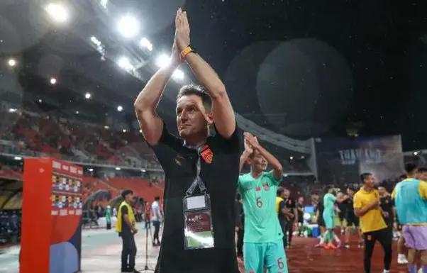 赢下国家尊严之战！国足逆转泰国，足协主席赛后发短信表祝贺