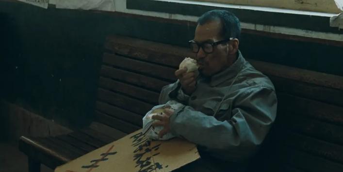 偷窥电影片段,偷窃案件电影片段