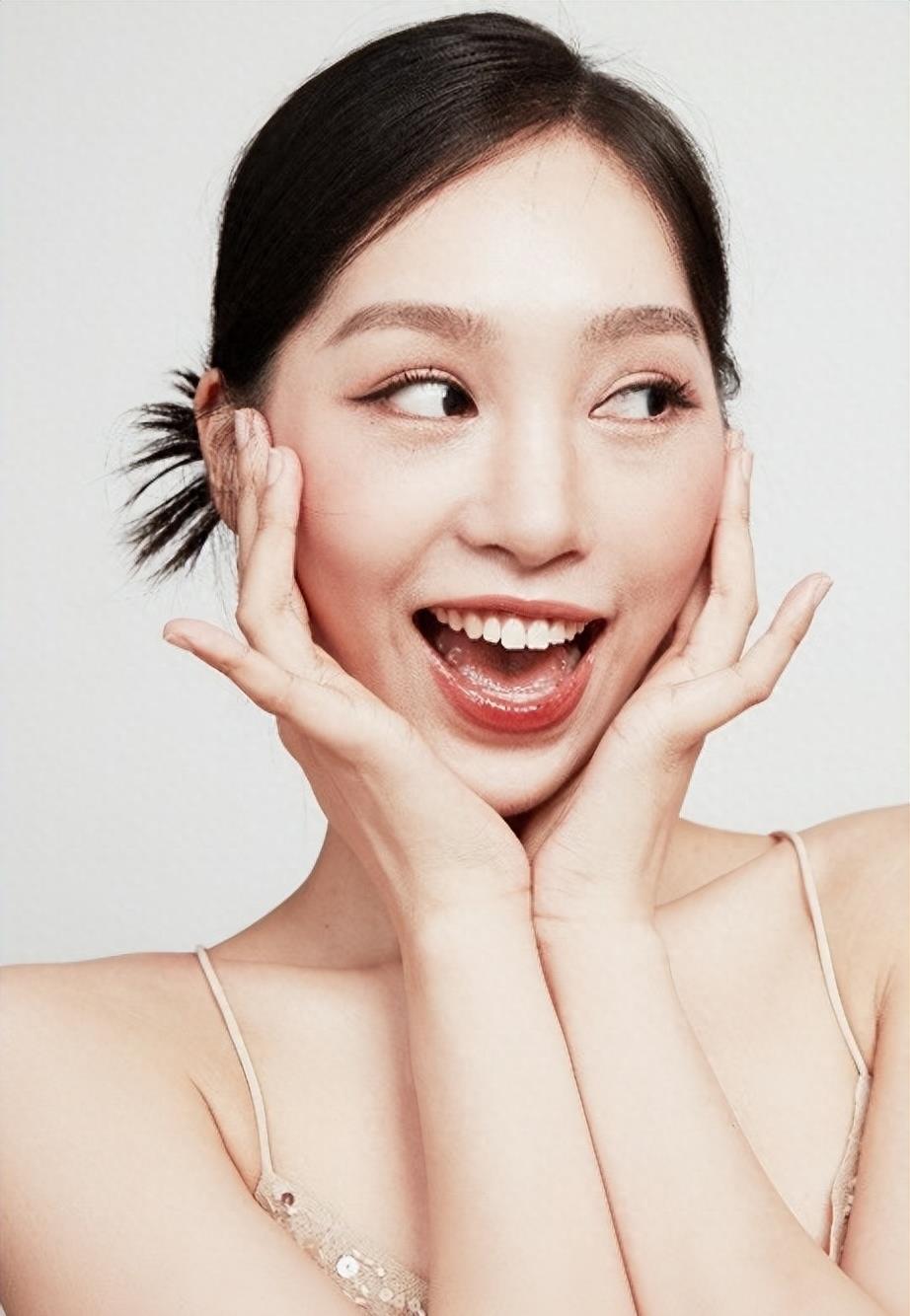 倩碧blackhoney试色,blackhoney倩碧唇釉