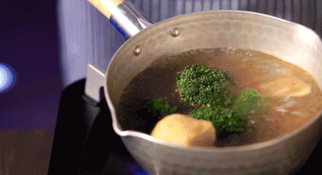 铝锅炒菜体内铝会超标嘛,超4亿人铝超标铝锅还能用吗