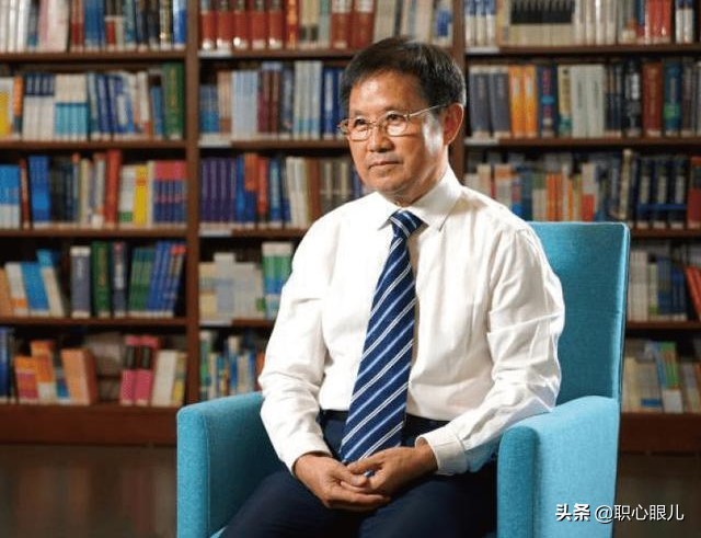 广西大叔，46岁卖房创业，称“不发国难财”，疫情期半年赚1000亿