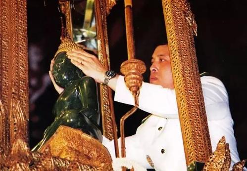 泰国国宝佛像,泰国国宝翡翠玉佛