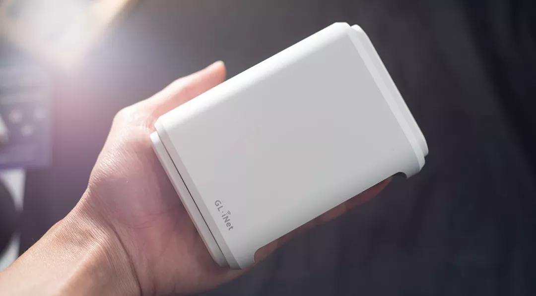 国产芯！迷你OpenWRT神器：SFT1200路由器，可当轻量NAS+热点共享