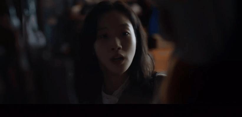 顶级配置拍女版《寄生虫》？欲望冲出屏幕，人性丑恶獠牙藏不住了