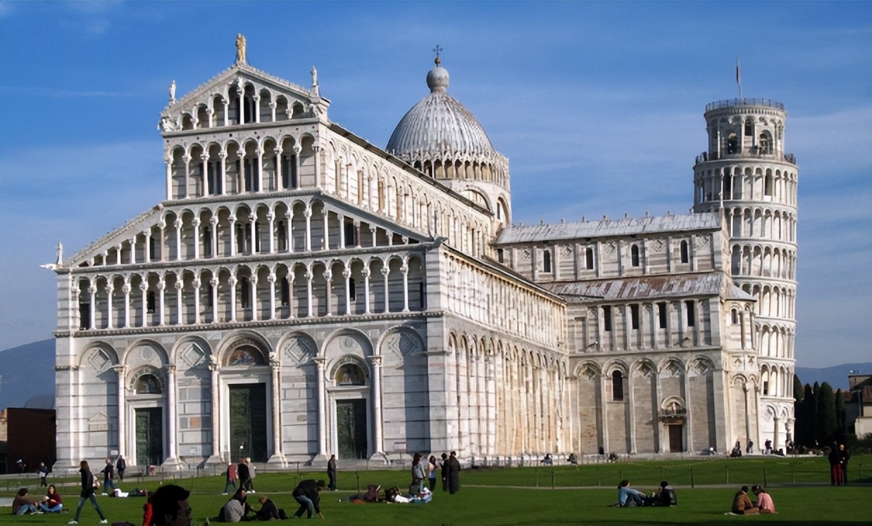 意大利文艺复兴最具有代表性建筑,意大利文艺复兴城市米兰