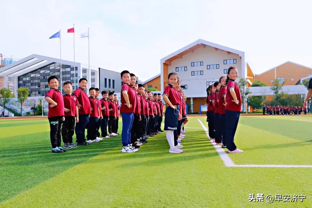 心目中理想的小学,心目中理想的学校是什么样子的