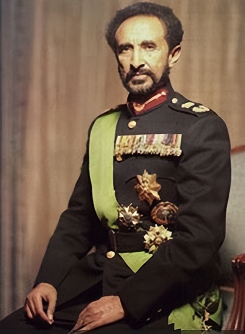 72年埃塞俄比亚皇帝见中国大使，紧握双手：替我向周总理转达句话