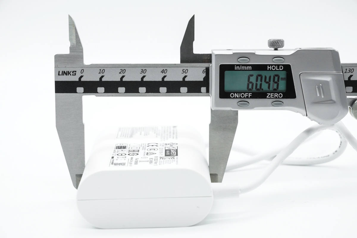 笔记本充电器45w和65w哪个好,笔记本65w充电器和手机65w一样吗