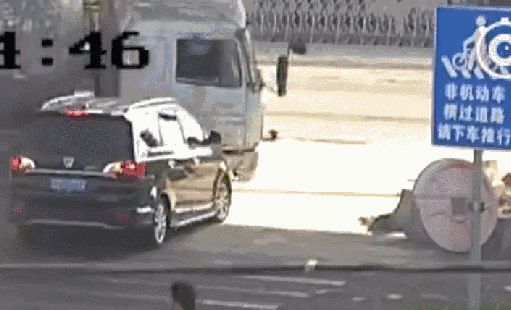 有哪个保险公司不强制买驾乘险,保险公司捆绑驾乘险销售合法吗