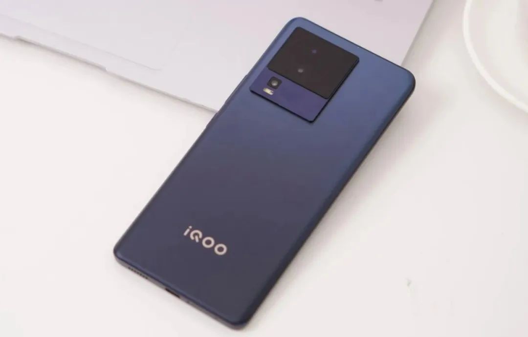 手机流畅性最好的三款手机,运行不卡顿的国产手机推荐