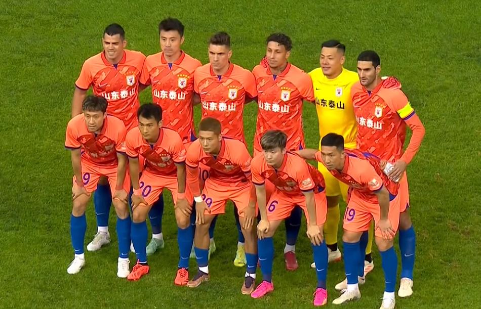 泰山队4:0深圳队宋龙表现,山东泰山半场0比5