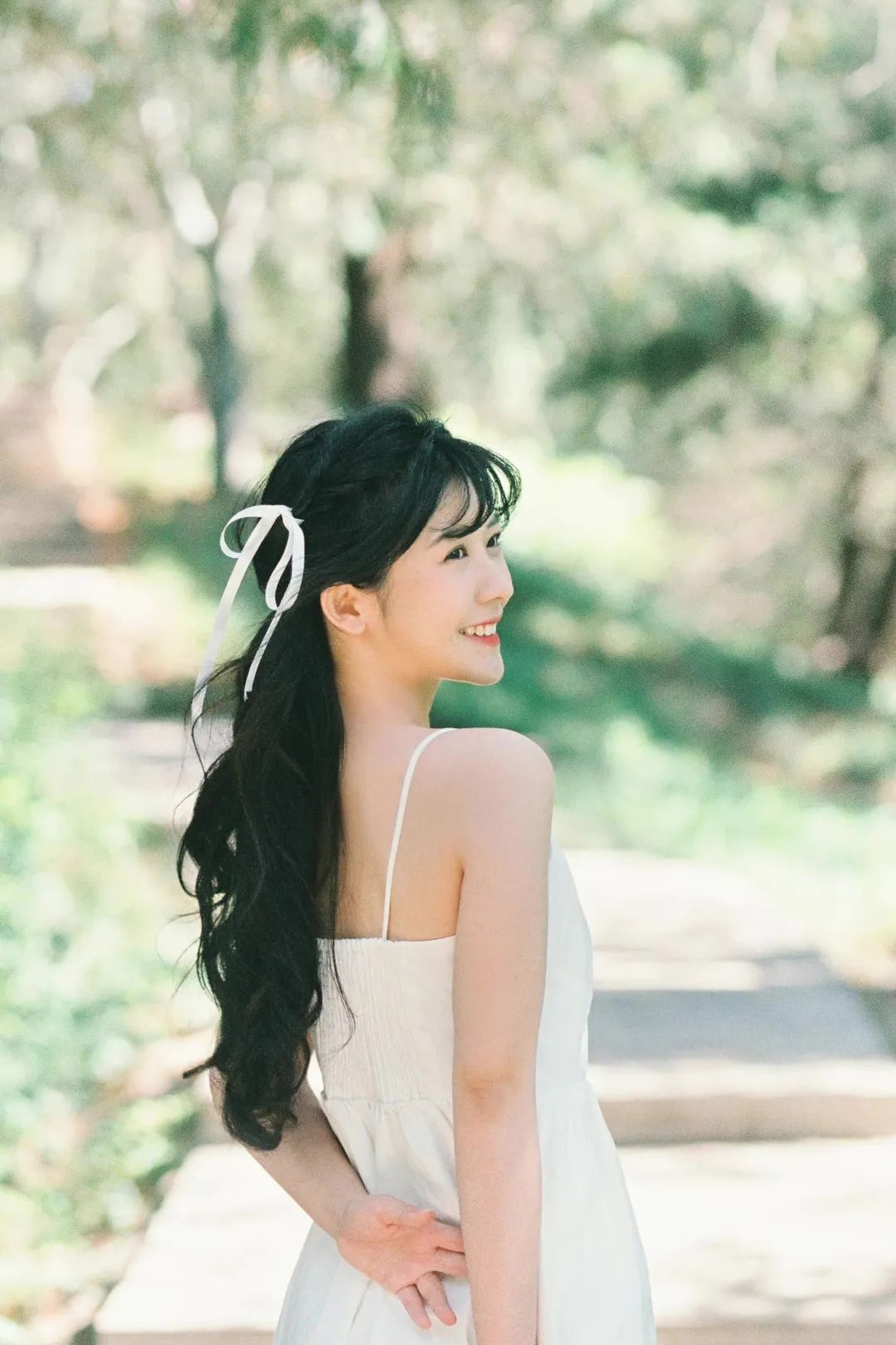 头发又细又软又少适合剪什么发型,头发细又少圆脸适合什么短发发型