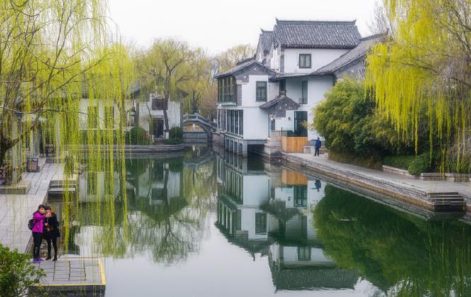 济南的深秋时节的诗情画意,春天的济南是个美丽的地方