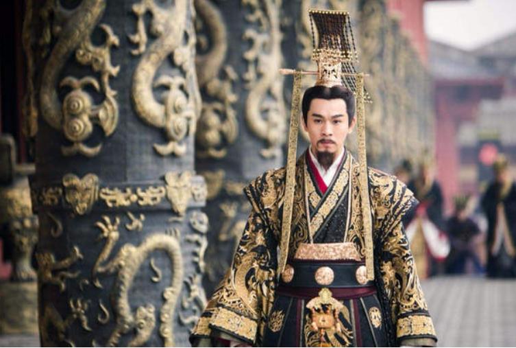 秦人尚黑原因,秦人为什么喜欢自黑