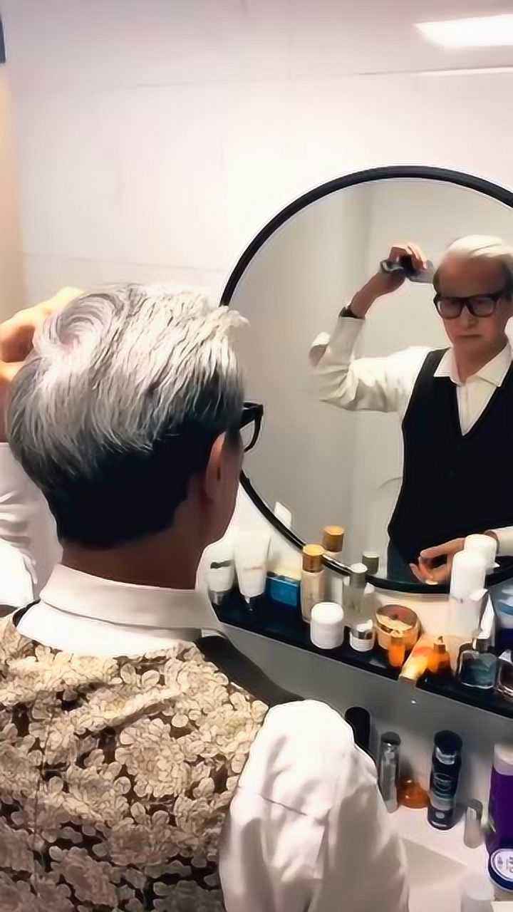 五六十岁老人怎么穿搭,六七十岁的老年人怎样穿搭时尚