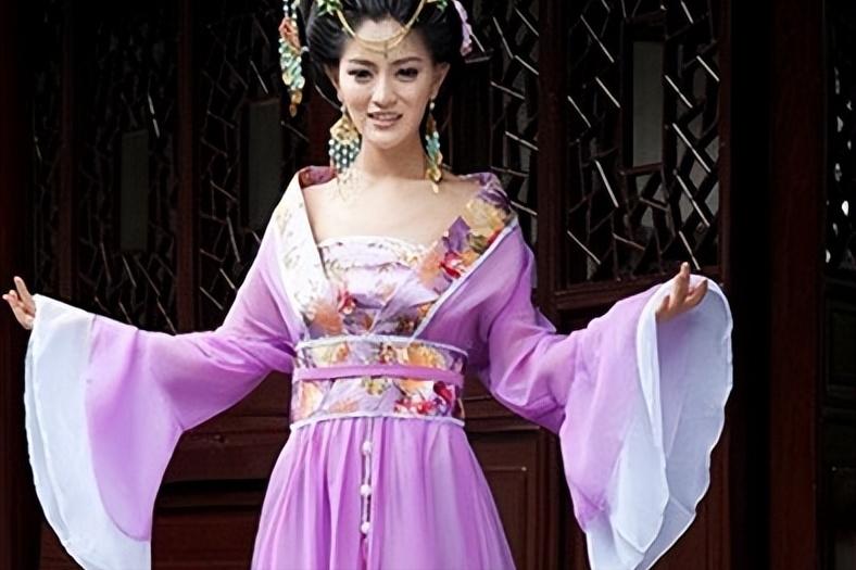 唐朝服饰袒胸露背,唐朝女子内衣服饰