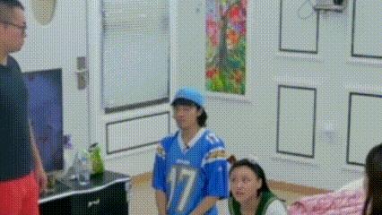 地中海霸总现身相亲，施展自身魅力遭女嘉宾嫌弃装X被“打脸”