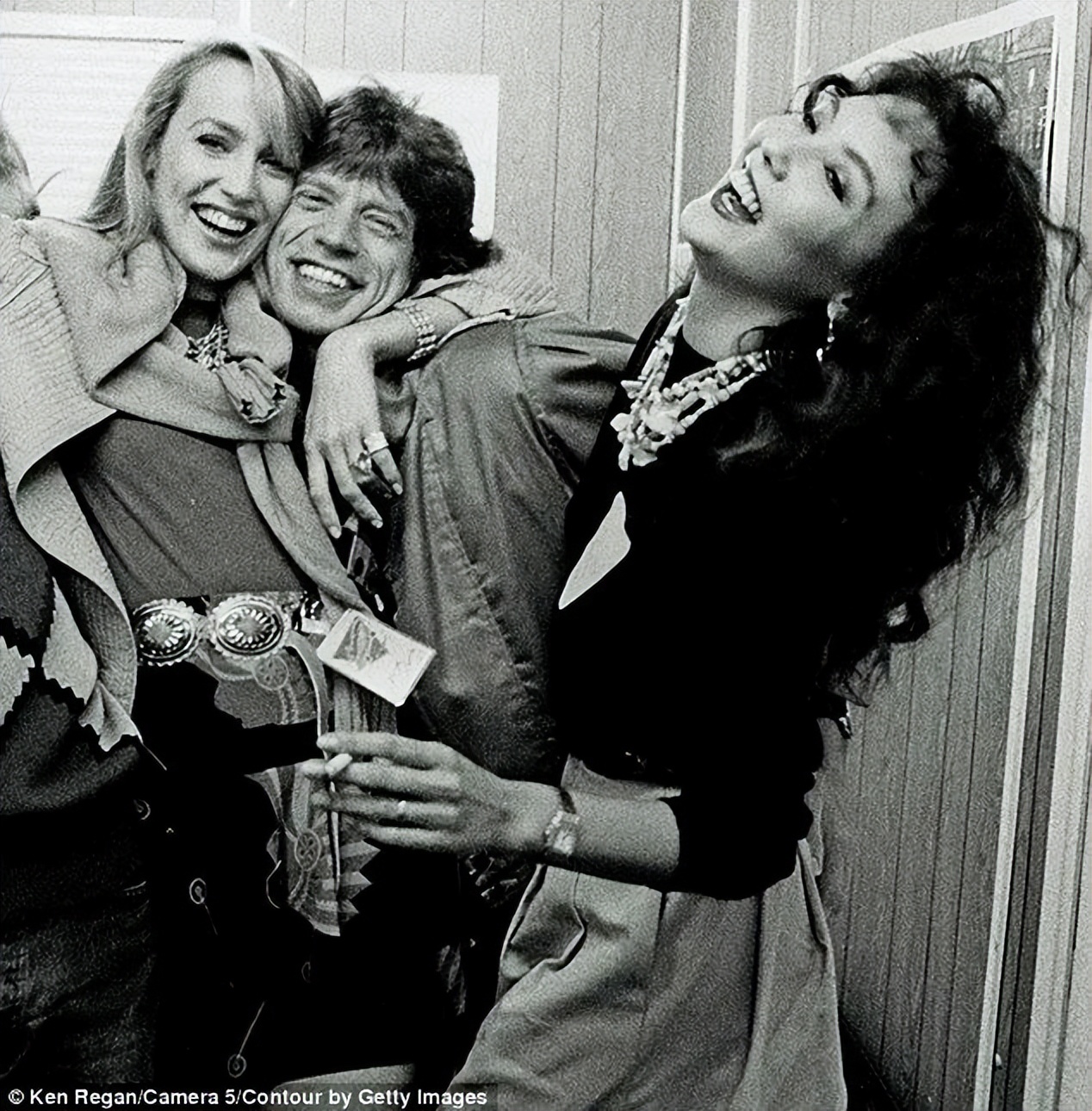 那位曾靓绝时尚圈、串起欧洲上流社会的超模为何落魄至此……