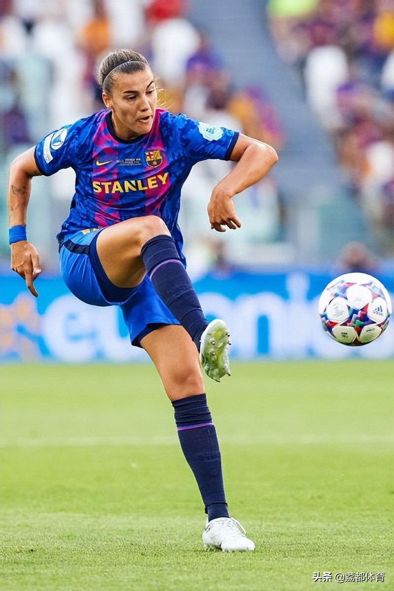 最佳女足球运动员,女足球运动员图片