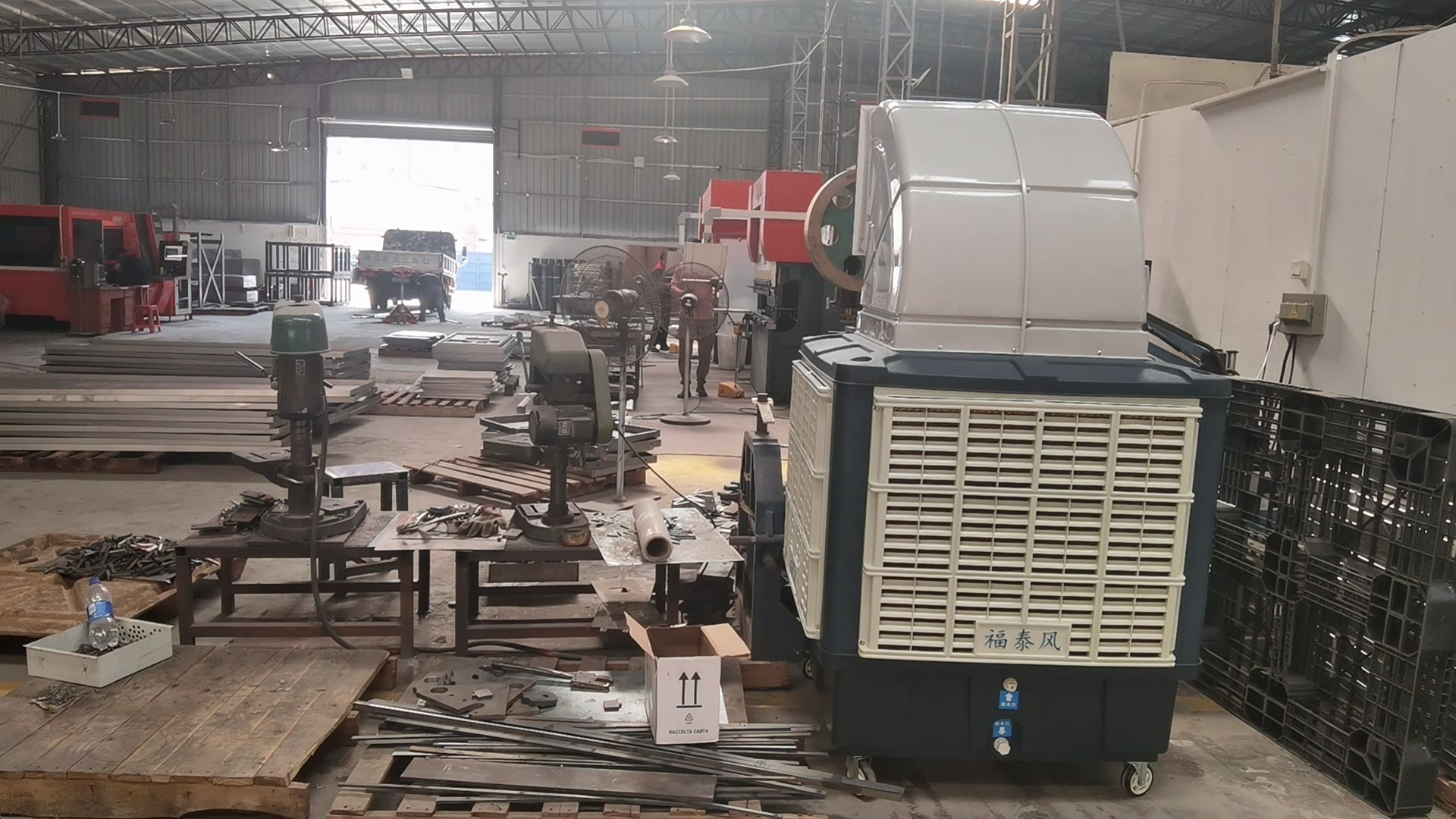 东莞常平车间通风降温设备报价表,东莞石龙厂房降温设备