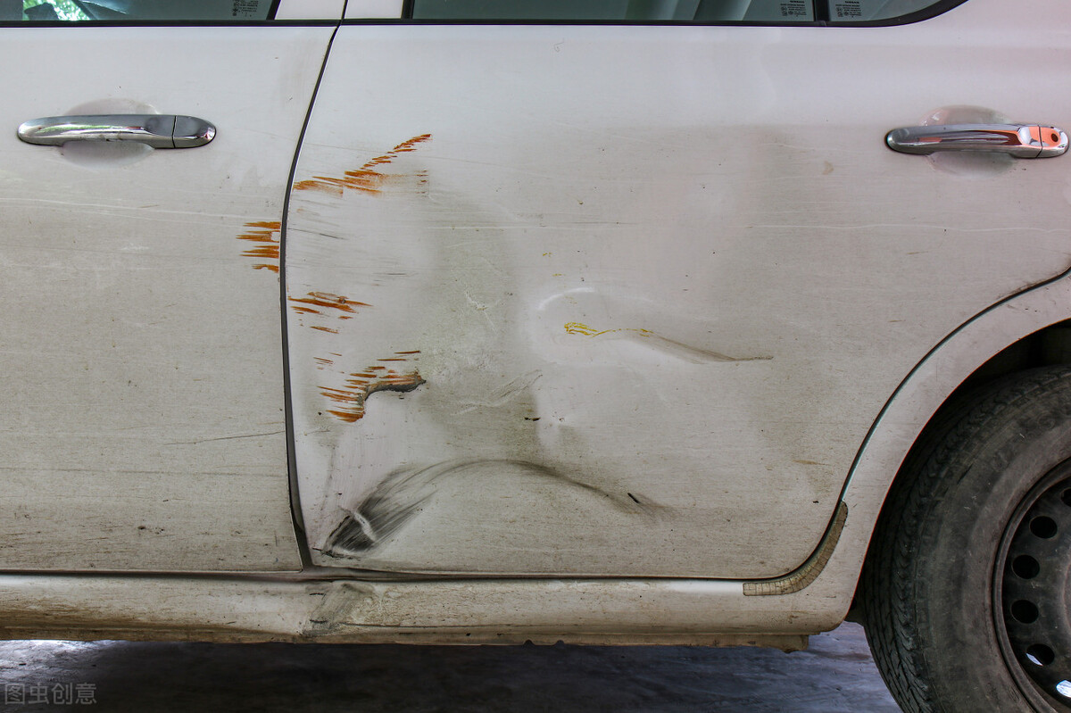 打蜡封釉和镀膜镀晶,镀膜跟封釉有什么区别