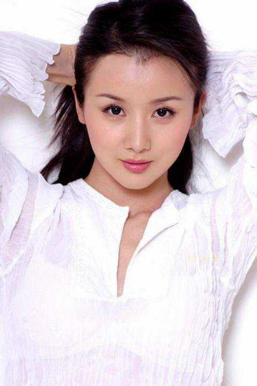 明星改善v型脸,为什么现在的女明星都是v型脸