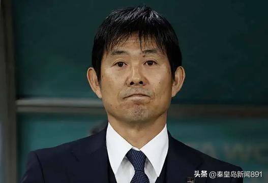 刻板的西服，诡谲的战术——森保一，和他的奇妙冒险之旅