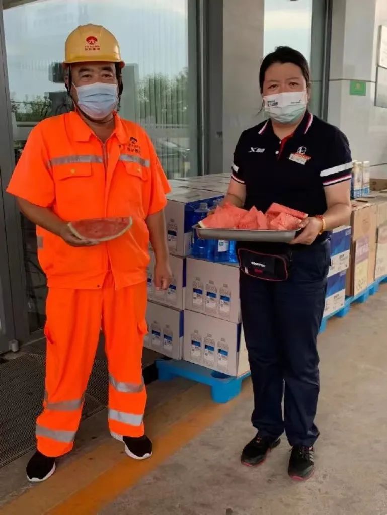 高温天,中国石化“爱心驿站”欢迎您来清凉一“夏”