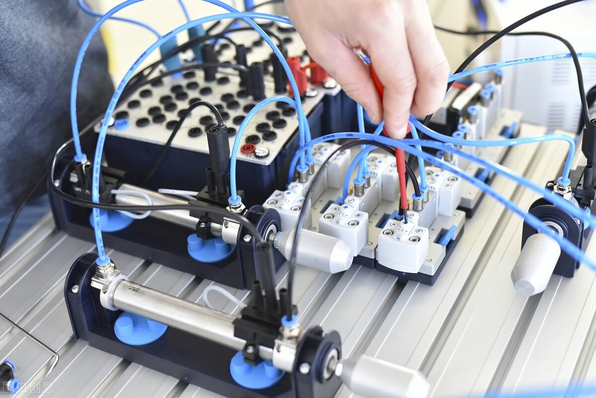 技校中专十大吃香专业,中专技校选专业