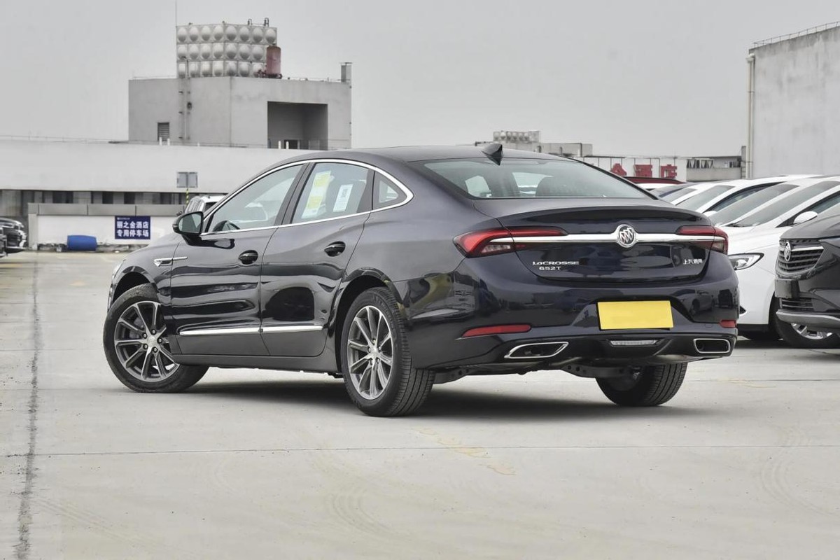 省油空间大好看的5万8万轿车推荐,手握15万买车这3款轿车首选